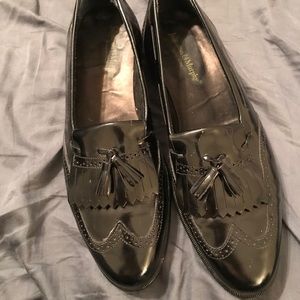 Johnston & Murphy Black WingTips 10.5